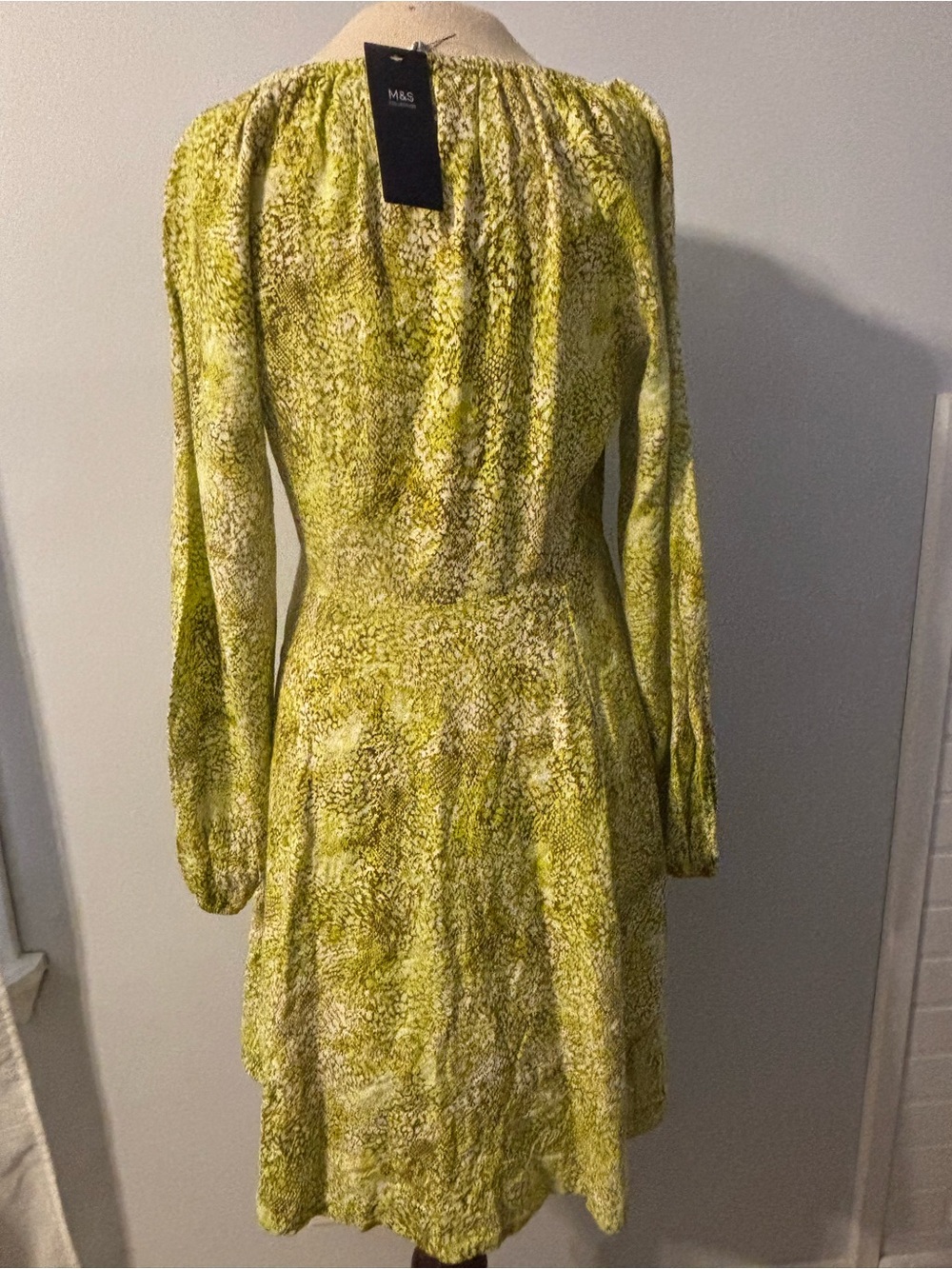 Long Sleeve Lime Green Printed Smock Dress - Picture 5 of 6